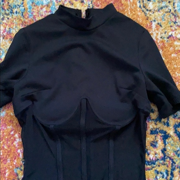 Black body suite - Picture 2 of 2